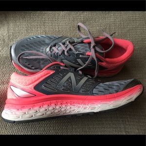Women’s running shoes